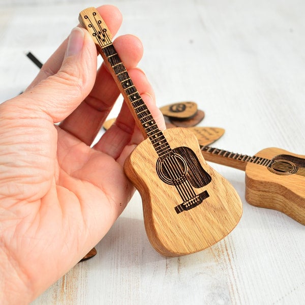 ⏰LAST DAY 49% OFF🎁Wooden Acoustic Guitar Pick Box🎸